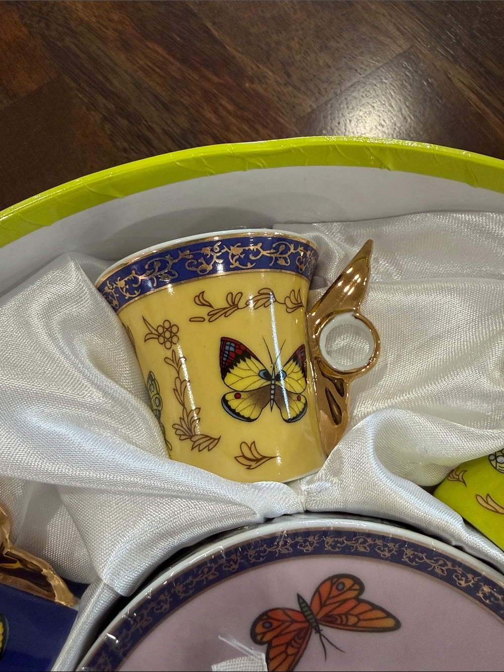 Classic Coffee & Tea Cup Set - Butterflies Pattern - Multicolor - Picture 6 of 12